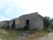  Киевская трасса с.Дачное в 1 км. от трассы склады S=288кв.м.
