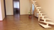 Продам Нерубайское, р-н воинской части,    2эт. дом